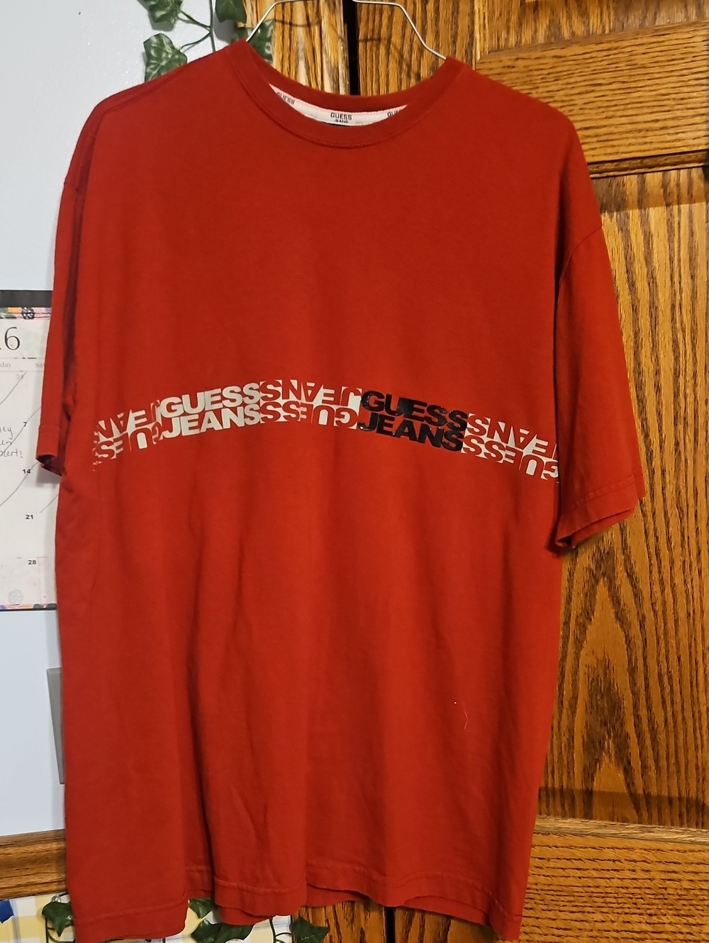 NWOT GUESS Red Short-Sleeve Logo Crewneck Tee